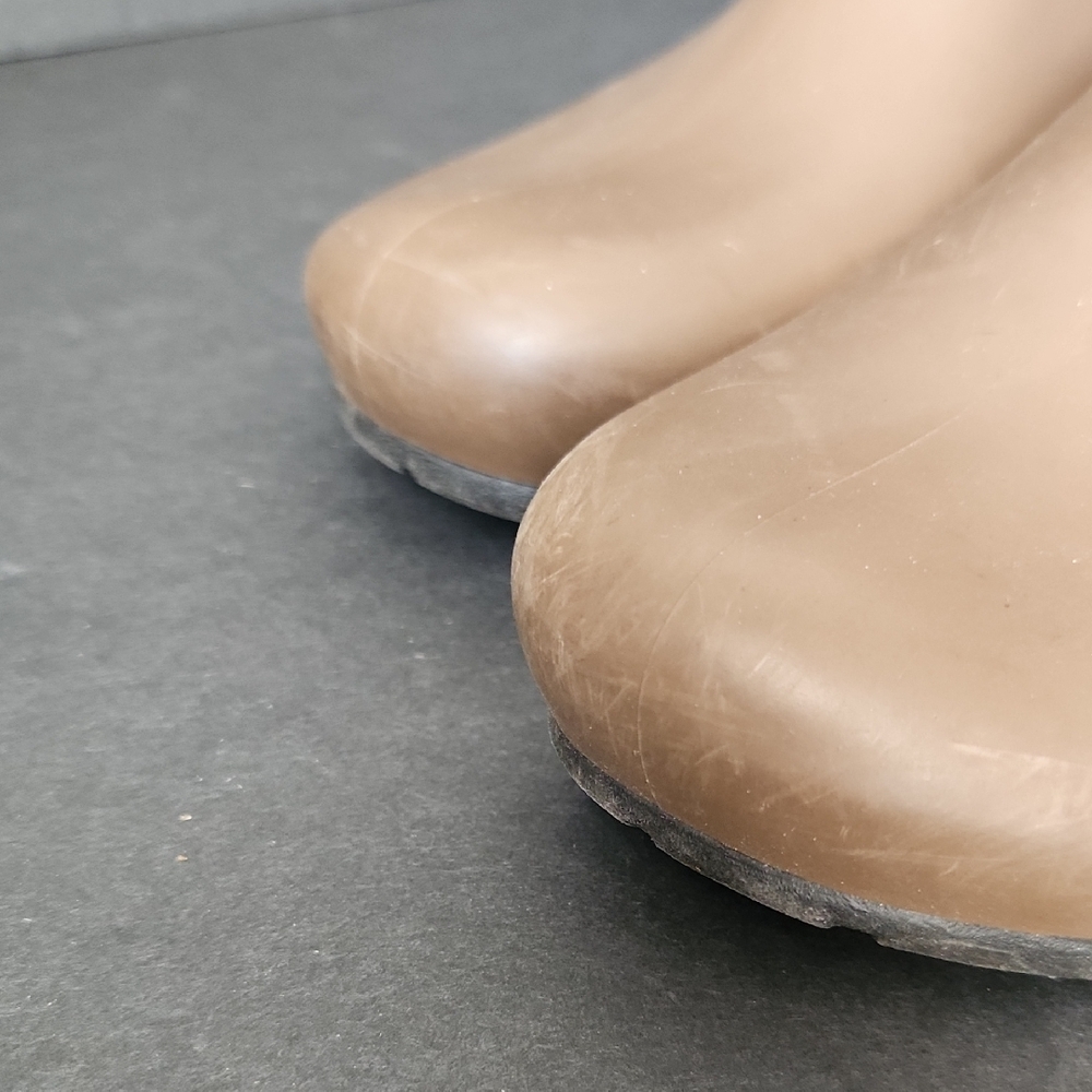 Sloggers Tan Slip-On Clogs - Picture 3 of 7